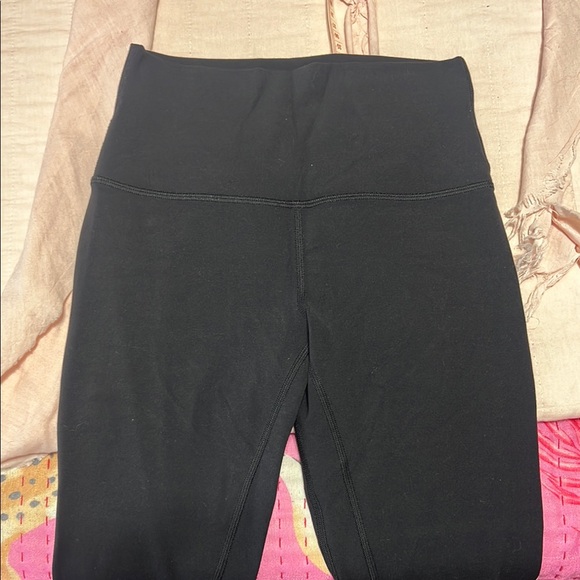 Lululemon leggings size 4 22” inseam inch cropped black align material - Picture 3 of 7